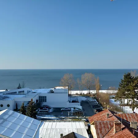 Apartament Wakacyjny Horyzont - Parking Gratis Miedzyzdroje Exterior photo