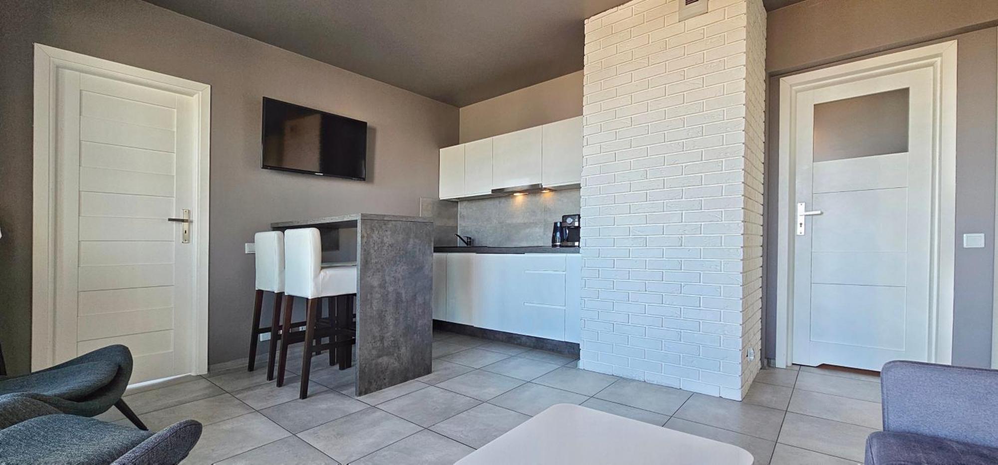 Wakacyjny Horyzont - Parking Gratis Apartment